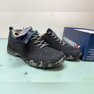 Women's 8.5 allrounder Nasan-Tex Navy blue sneaker hiking shoes